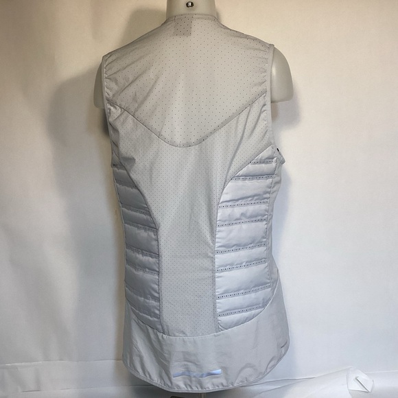 Nike Running Aeroloft Women’s Vest size medium - Picture 6 of 14